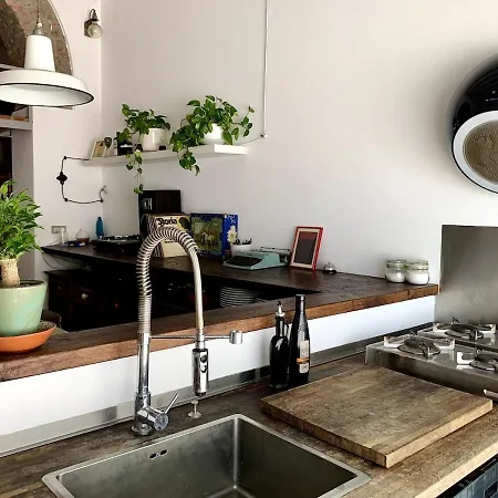 Loft Industriale In Zona Darsena דירה *